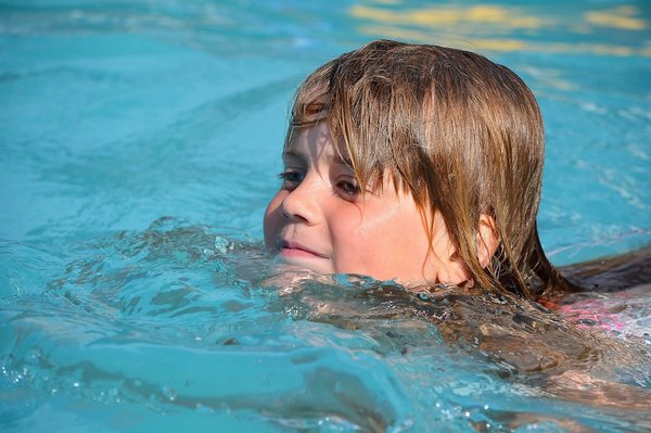 Quels sont les équipements nécessaires pour un meilleur fonctionnement de votre piscine tubulaire ?