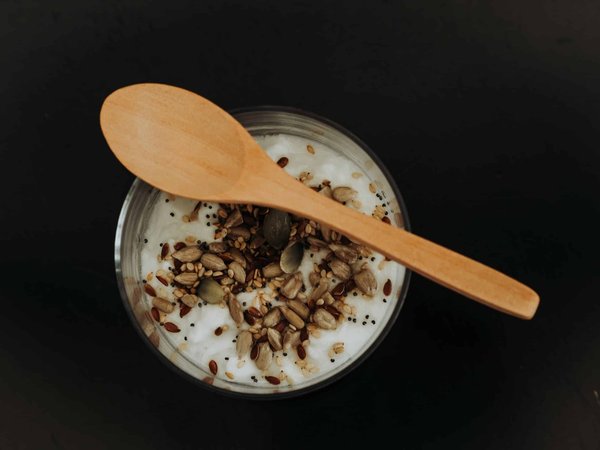 Titre alternatif : "Les bienfaits insoupçonnés des yaourts faits maison : découvrez comment ils peuvent booster votre santé !